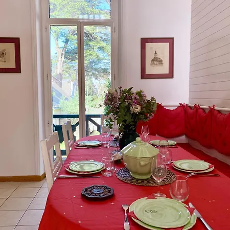 Maison Familiale Typique A 200m De La Benoit